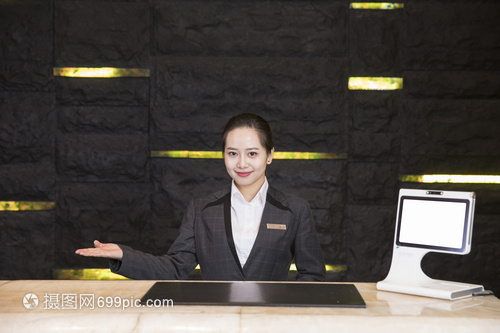 高效服務(wù)，視覺(jué)先行 酒店前臺(tái)圖文制作與運(yùn)用指南